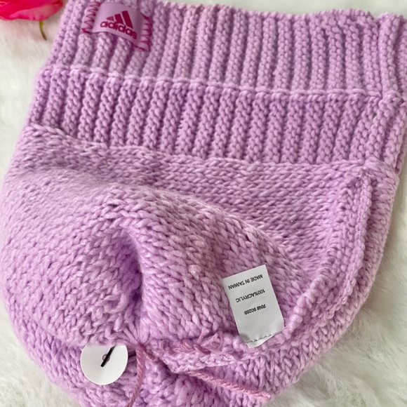 New with tags ADIDAS YOUTH TWILIGHT4 BALLIE LILAC PURPLE KNIT HAT w/POM-POM - Picture 4 of 4